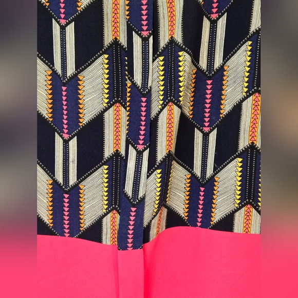 Pixley Ladies Top - Picture 2 of 5